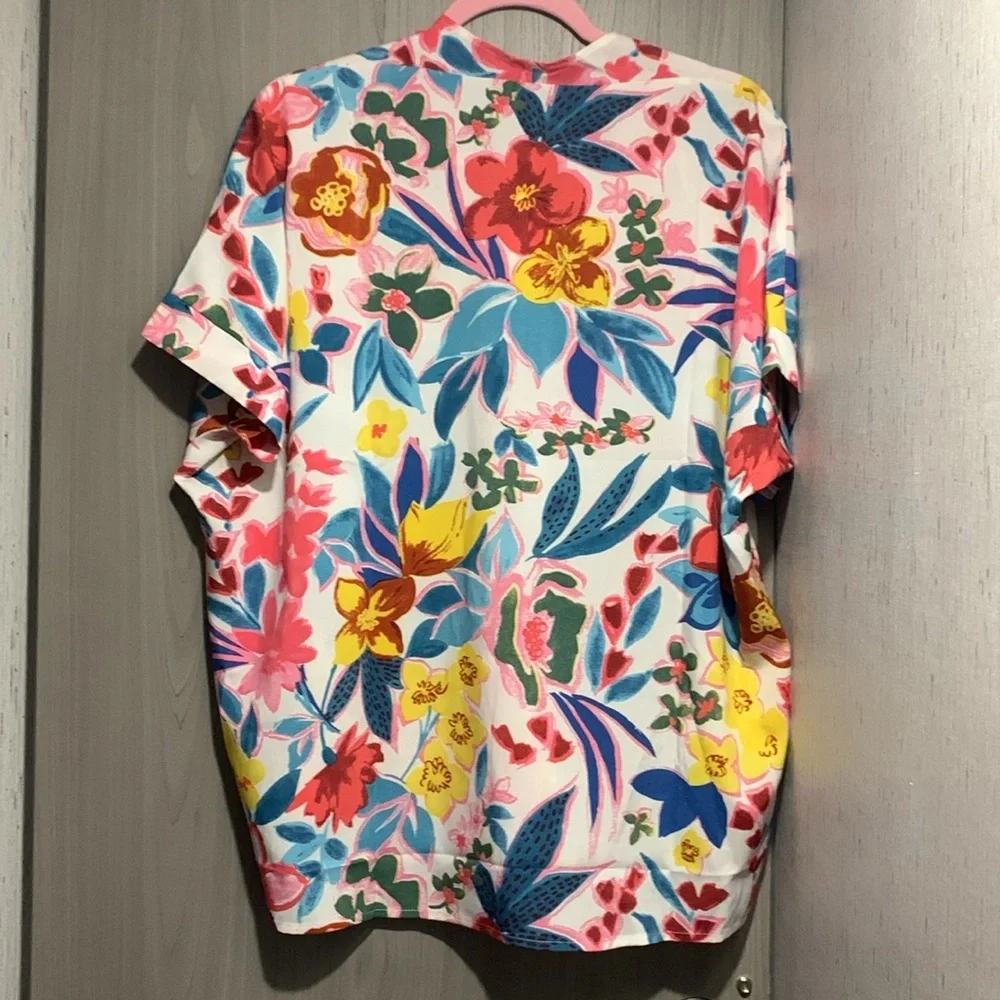 JODIFL Vibrant Pink Floral V-Neck Short Sleeve Oversized Flowy Top - SMALL - NWT - Picture 9 of 10